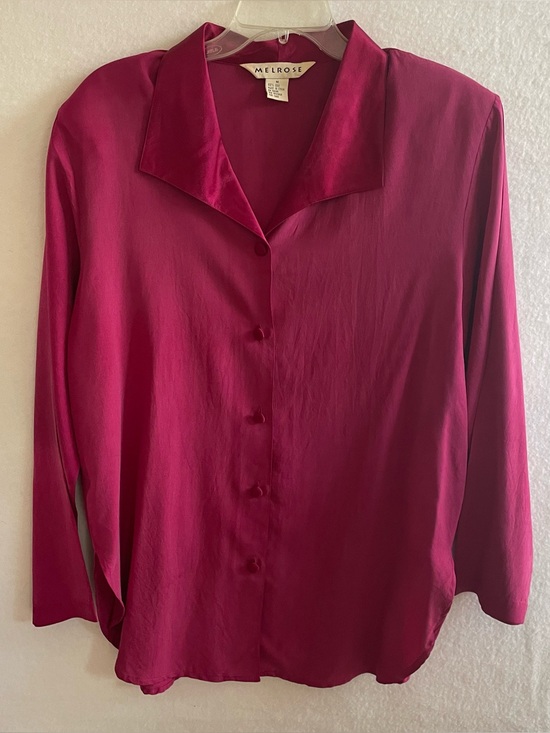 Melrose Tops - Melrose 100% Silk Top with contrasting Silk Collar and Buttons Vintage 1990s M